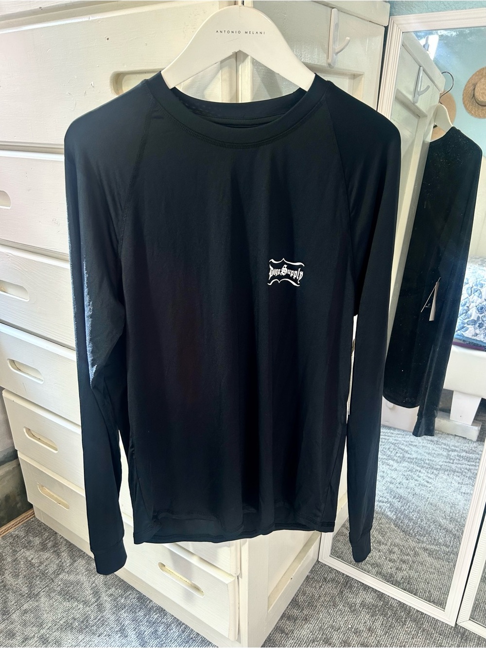 Dogg Supply by Snoop Dog Clothing Line UPF 50+ Rash Guard Black Long Sleeve Top✨